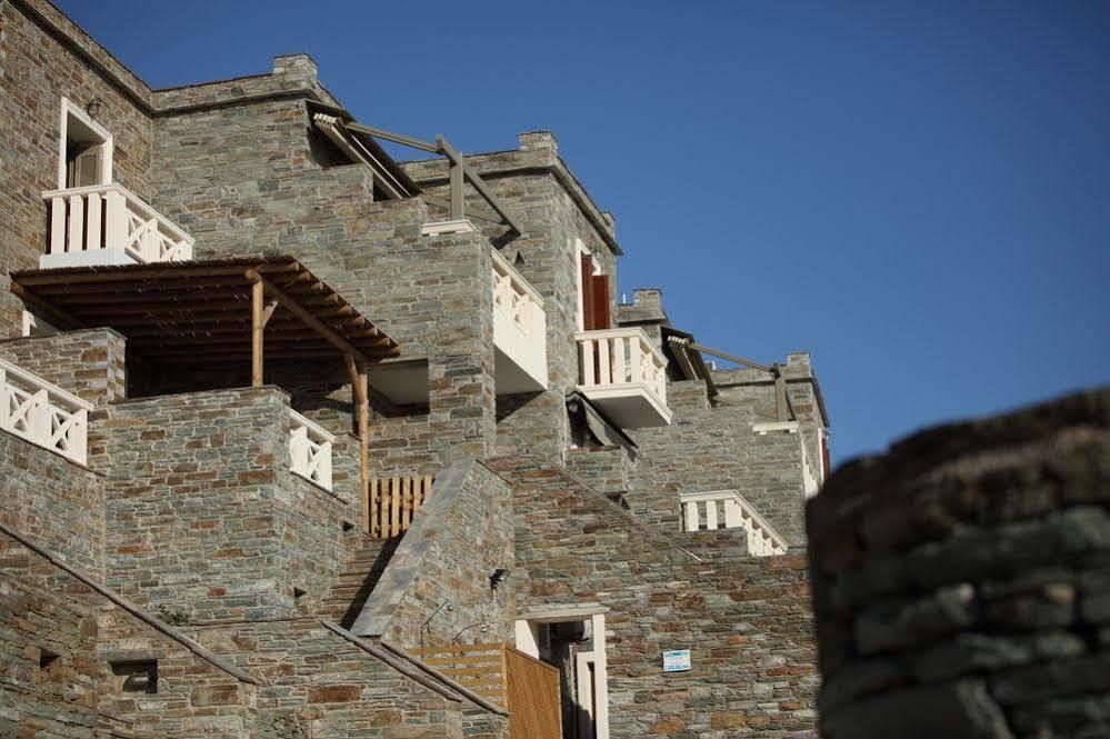 Aithra Apartments & Suites Гаврион Екстериор снимка