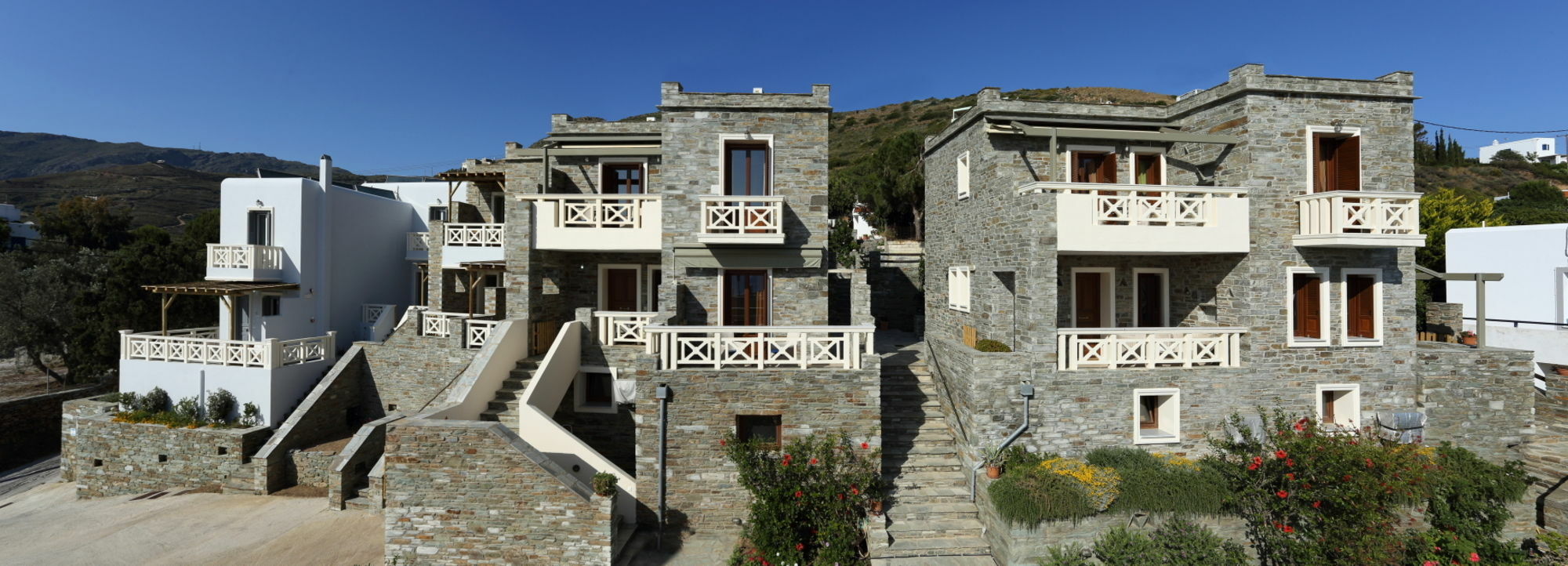 Aithra Apartments & Suites Гаврион Екстериор снимка